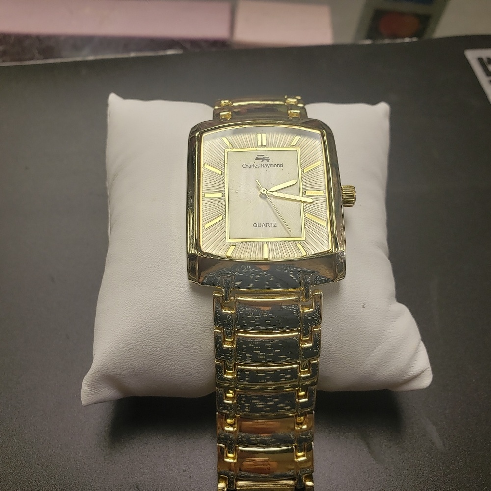 Mens watch